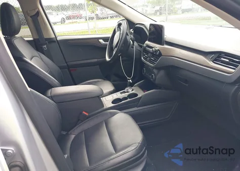 2020 Ford Escape Titanium from USA, damaged, VIN 1FMCU9J99LUB45758